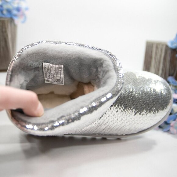 UGG Classic Mini Mirror Ball Silver Sequin Sheepskin Suede Boots Size 7 NIB - Picture 6 of 7